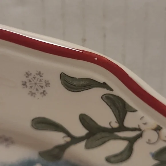 Set of 4 Better Homes and Gardens Heritage Collection Plates - Picture 10 of 16